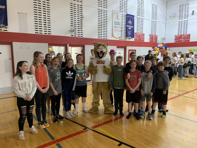 Muenster School comes alive with Headstrong Youth Summit portals